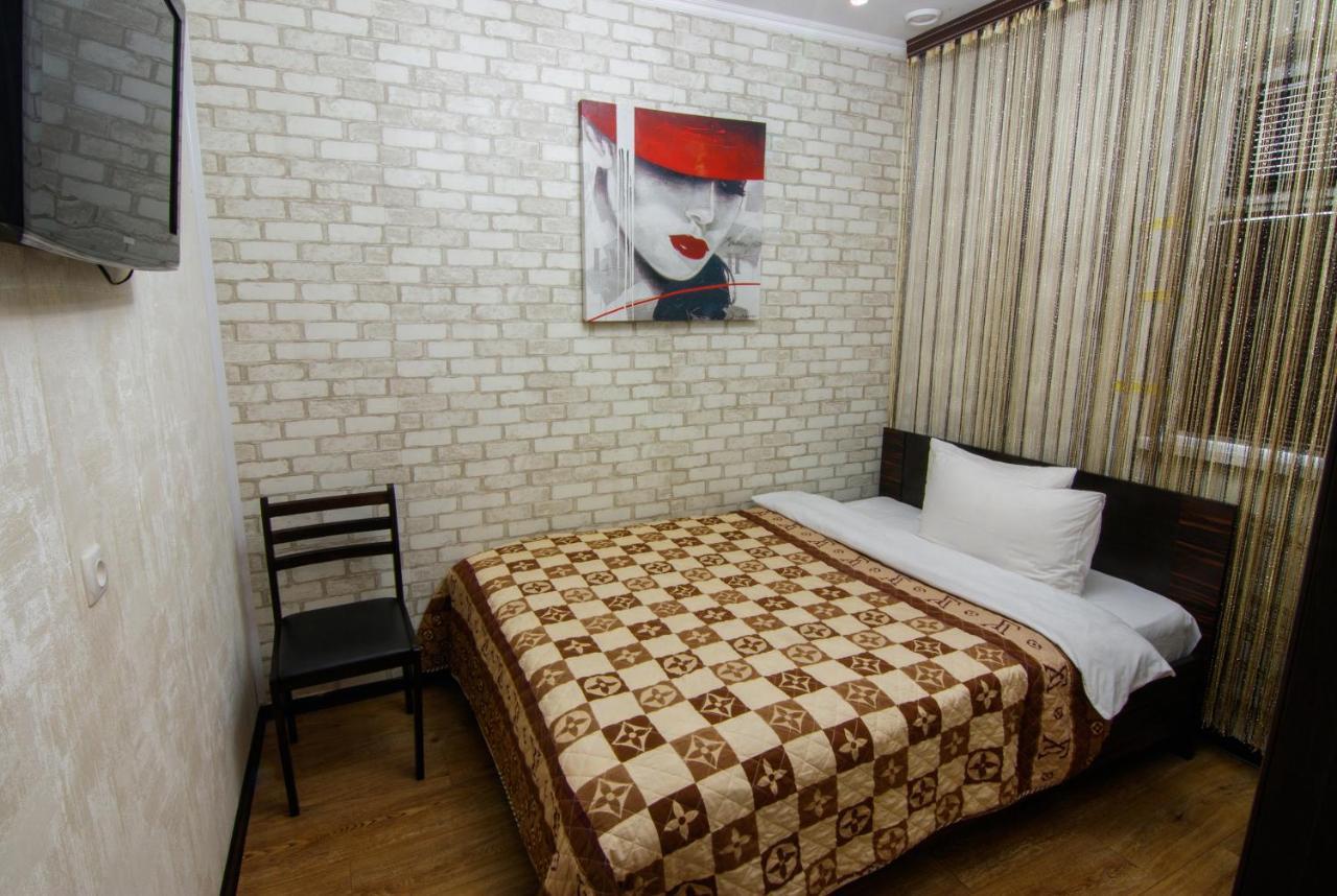 Aparthotel Bonus Vinnycja Esterno foto