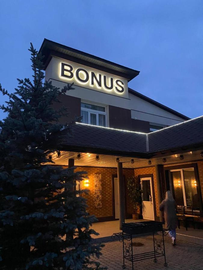 Aparthotel Bonus Vinnycja Esterno foto